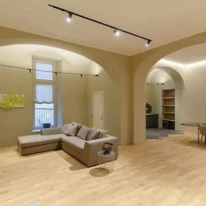 Crociferi Luxury , Catane Italie